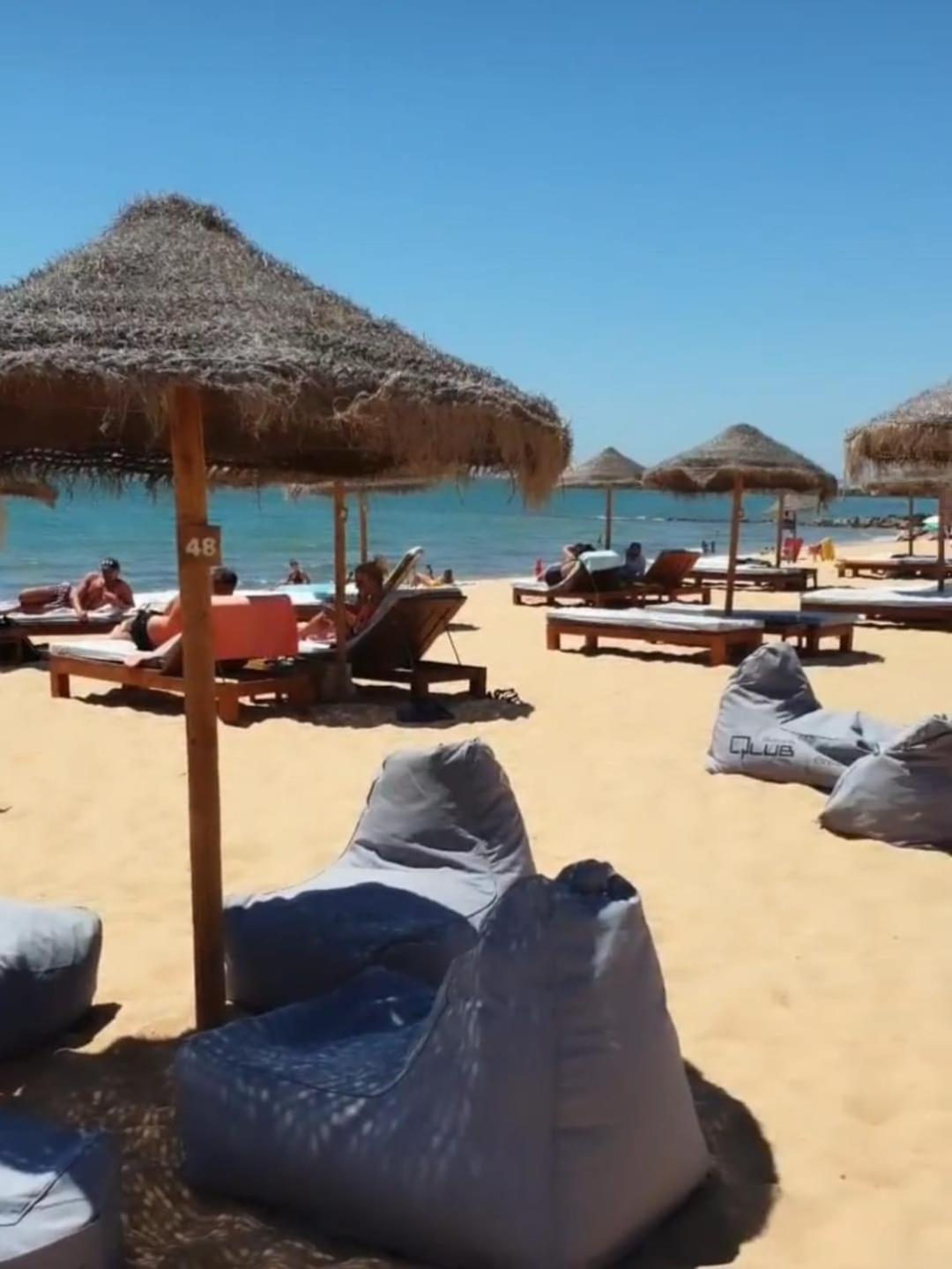 Lindo apartamento junto à Praia e Marina com Piscina Quarteira Esterno foto